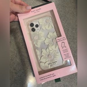 Kate Spade New York Hardshell Floral Case for iPhone‎ 11 Pro & iphone XS/X 5.8".